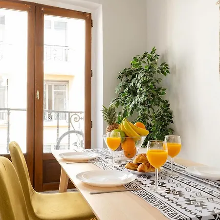 Bastille - Place Des Vosges - 30 Jours Min Apartment Paris